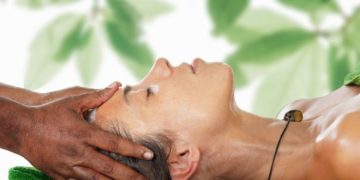 Ayurvedic Massage to prevent anti-ageing