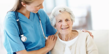 The Unsung Heroes: Cuidadoras de Idosos Enhancing Elderly Care in Curitiba